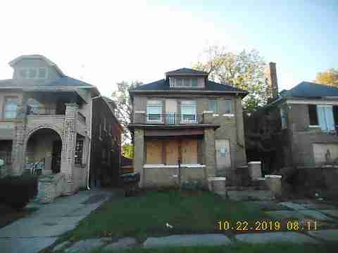 2675 Glendale (2)_m.jpg